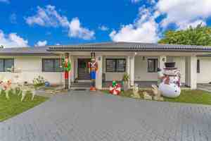 featured image of 551 Sw 127th Ave