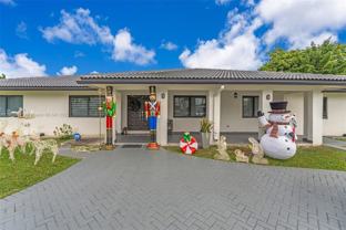 551 Sw 127th Ave - Photo 1 of 1