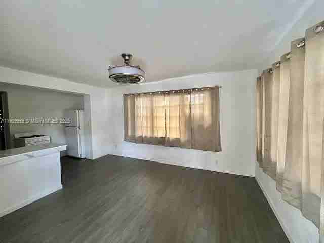 1930 Thomas St #1930 - Photo 2 of 16