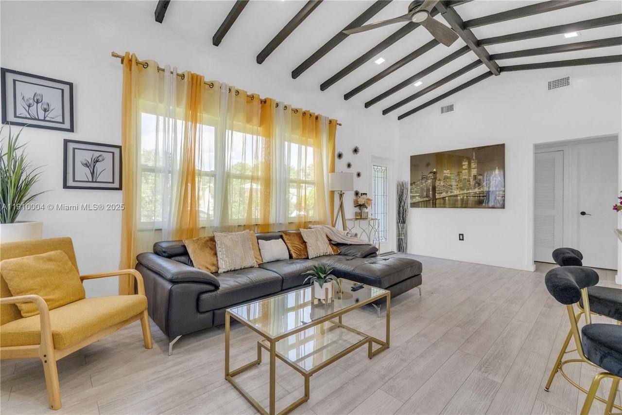 774 Nw 49th St #0 - Photo 6 of 29