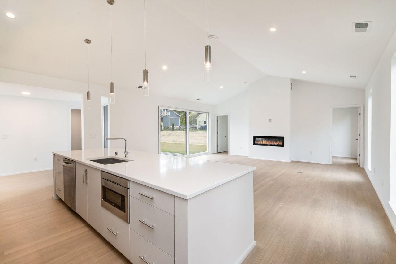 1189 1189 Harmony Ln - Photo 4 of 25