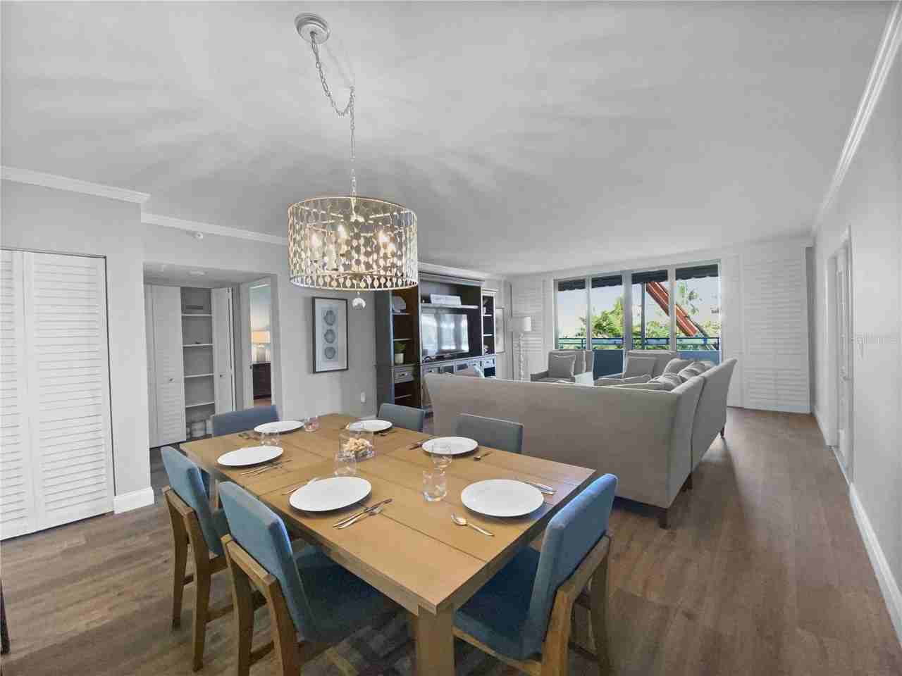 1445 Gulf Of Mexico Dr #305 - Photo 4 of 31