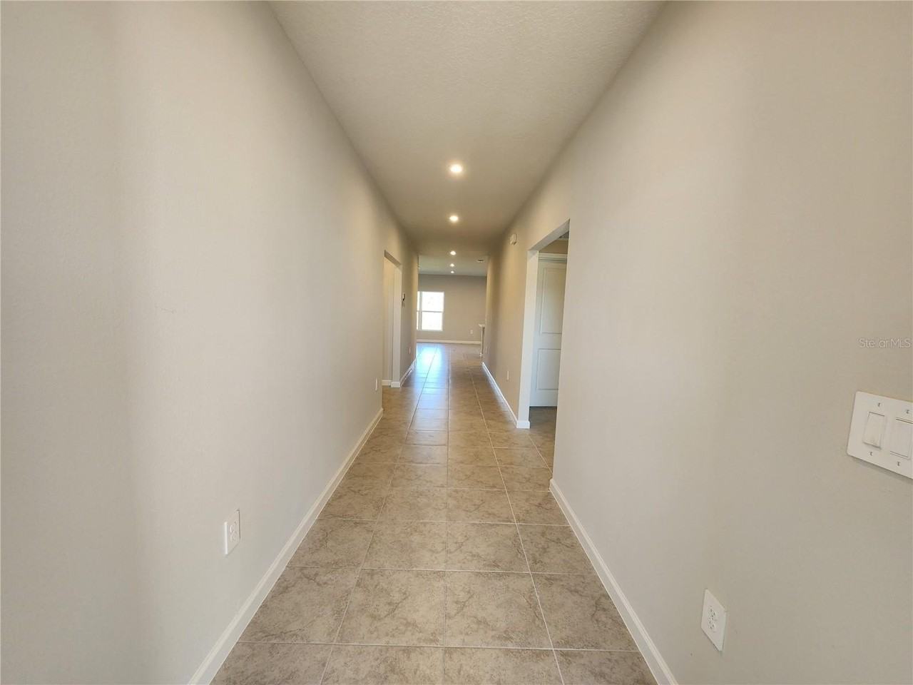 814 172nd Ct E - Photo 2 of 11