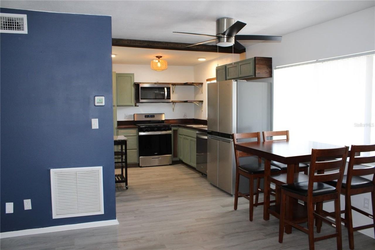 1100 Martinique Dr #203 - Photo 4 of 12