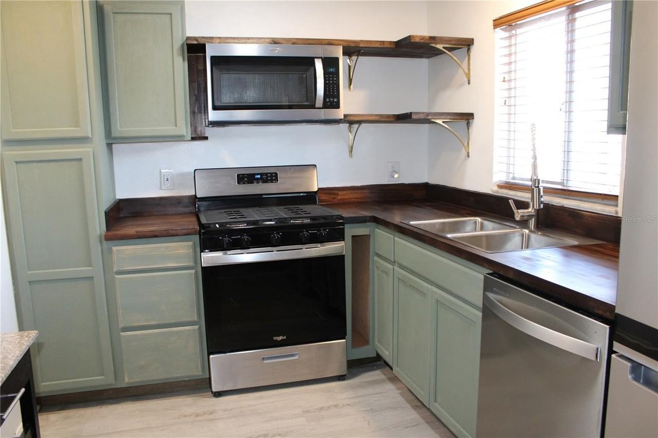 1100 Martinique Dr #203 - Photo 6 of 12