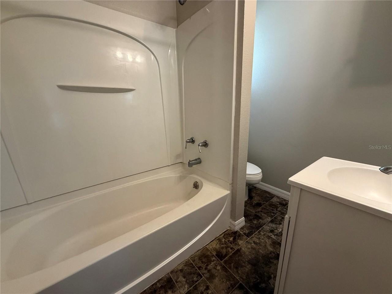 18 E Golf Links Ave - Photo 7 of 11