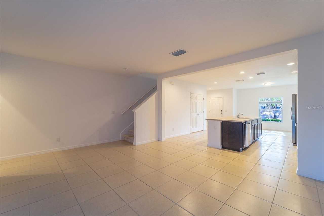 109 Claire Ln - Photo 6 of 24