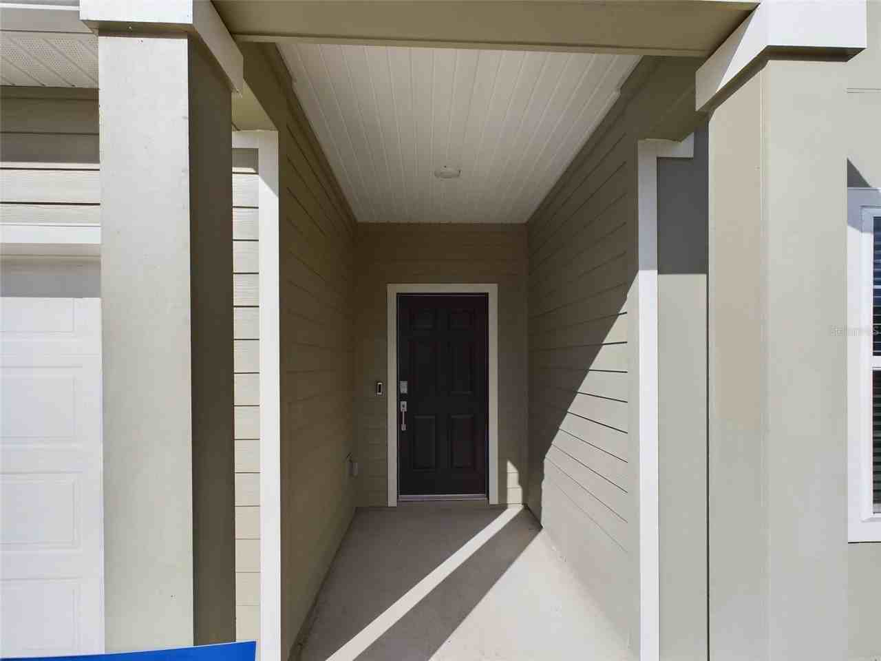 6897 Southeast 87th Street - Photo 4 of 22