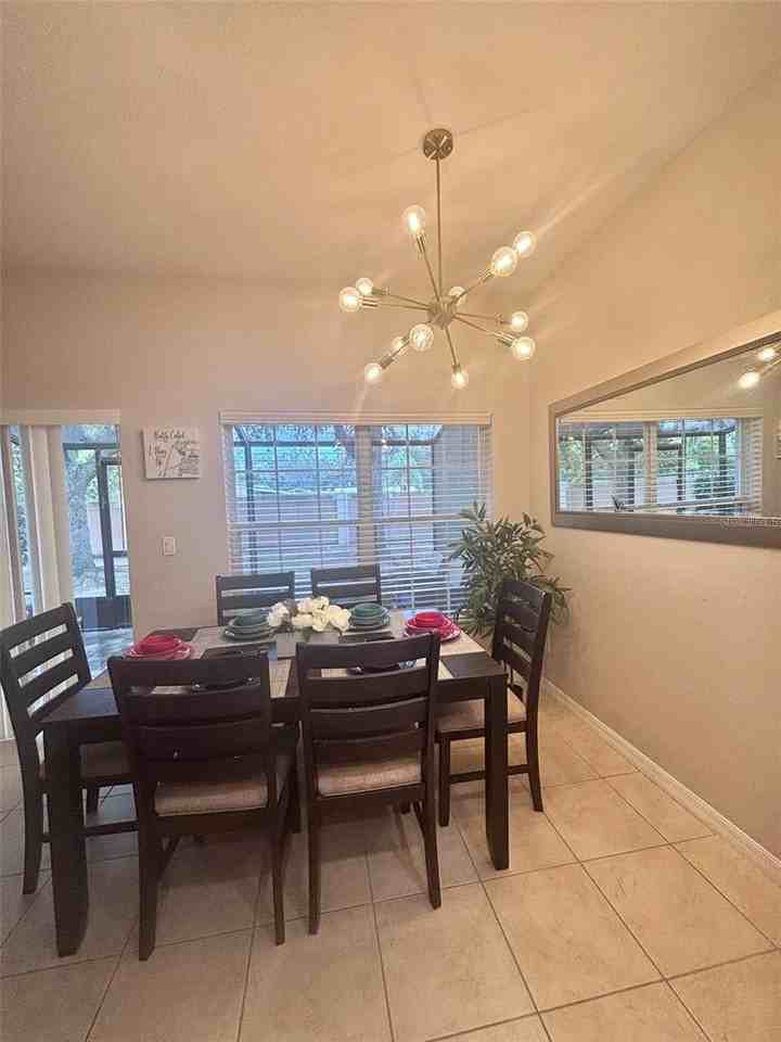 2462 Caravelle Circle - Photo 5 of 18