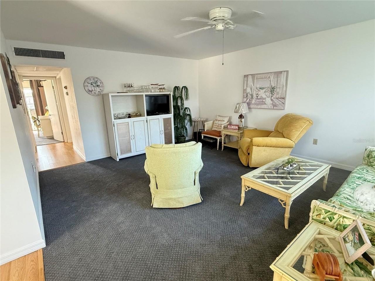 205 Andover Pl N #101 - Photo 7 of 26