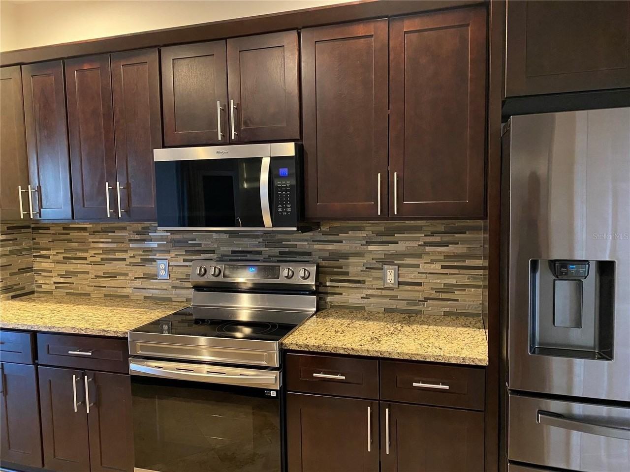 331 Heritage Isles Way - Photo 5 of 38