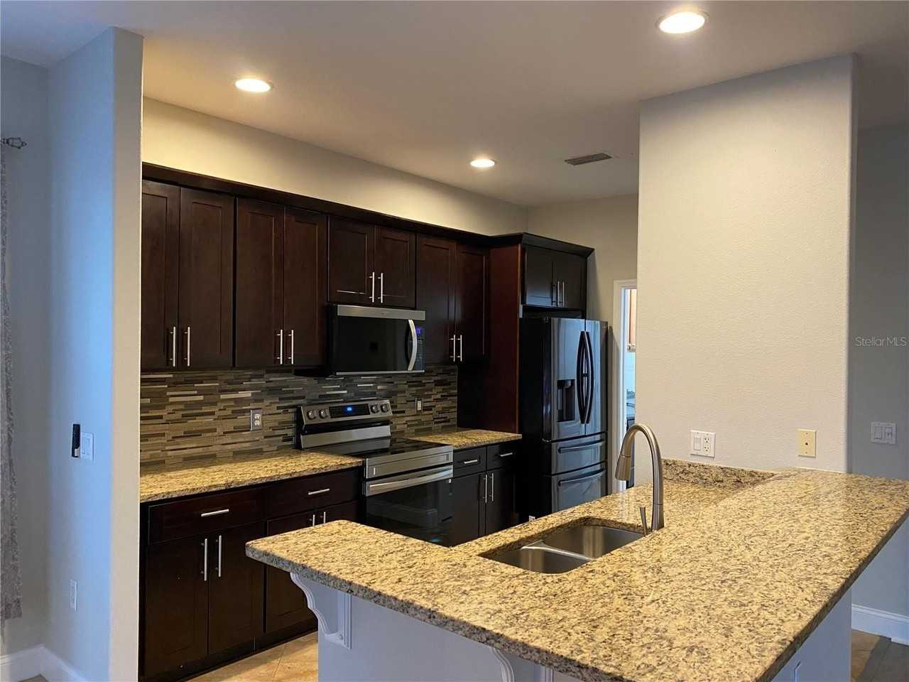 331 Heritage Isles Way - Photo 6 of 38