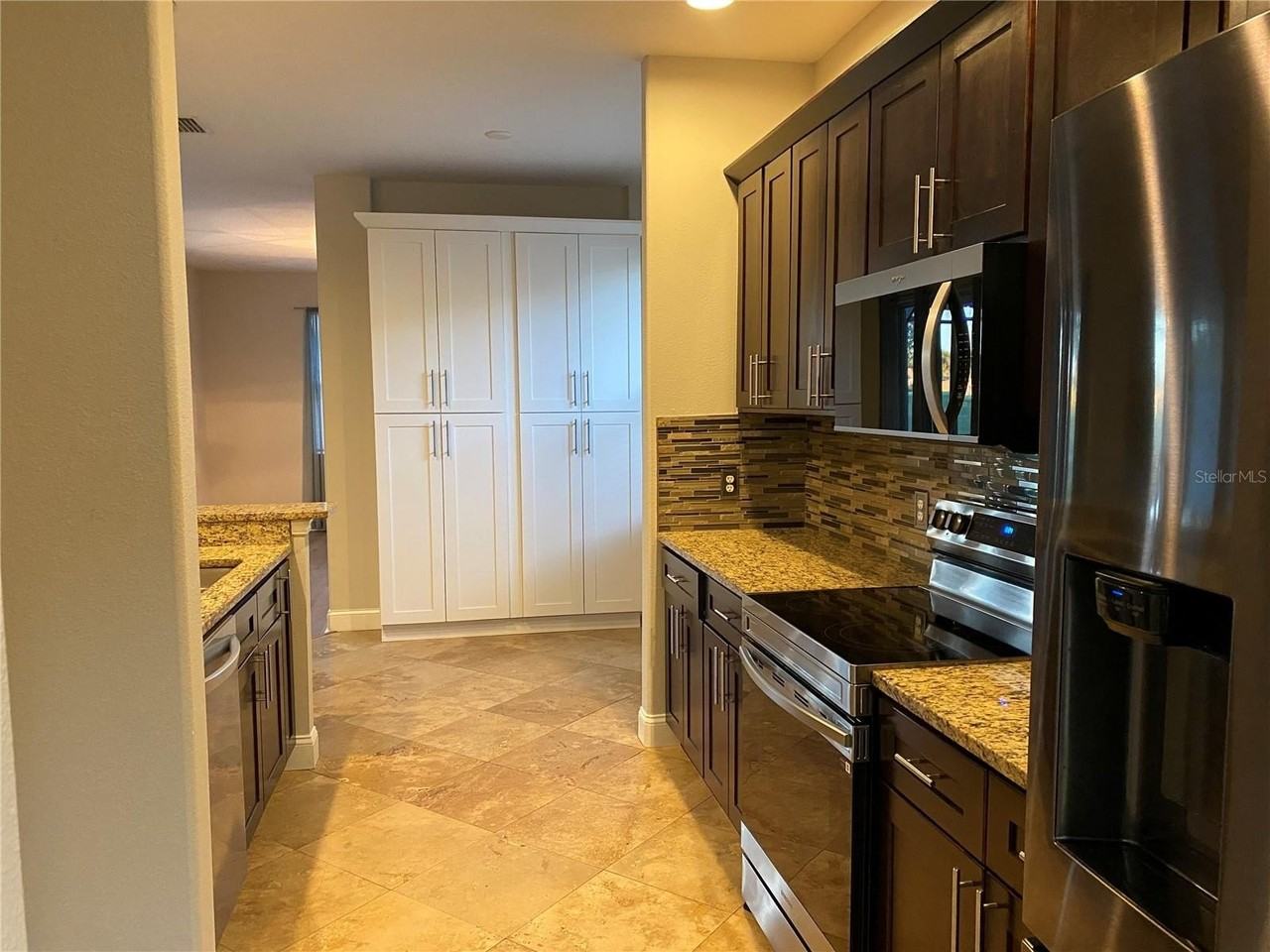 331 Heritage Isles Way - Photo 7 of 38