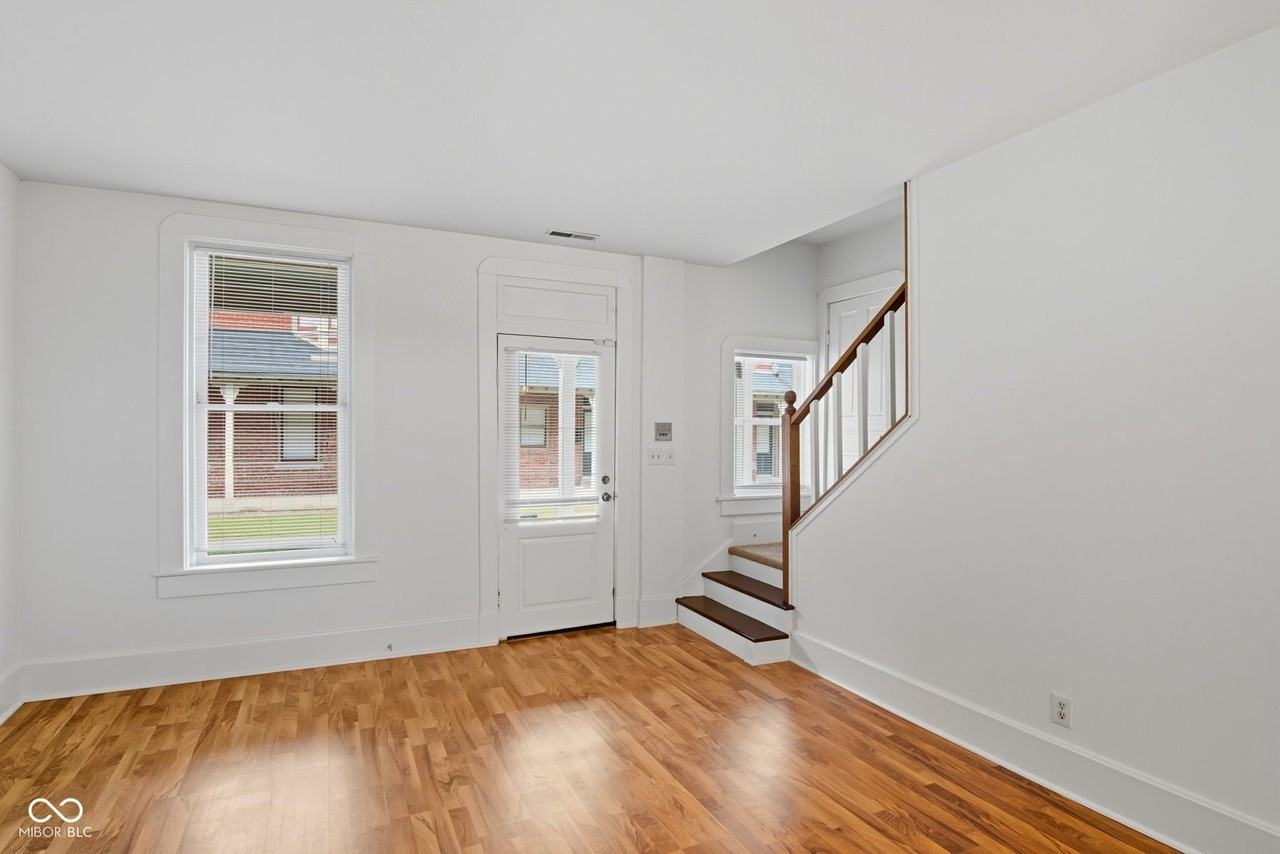 1448 N Illinois St - Photo 4 of 30