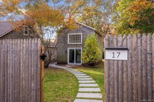 featured image of 17 N Bishop Ln