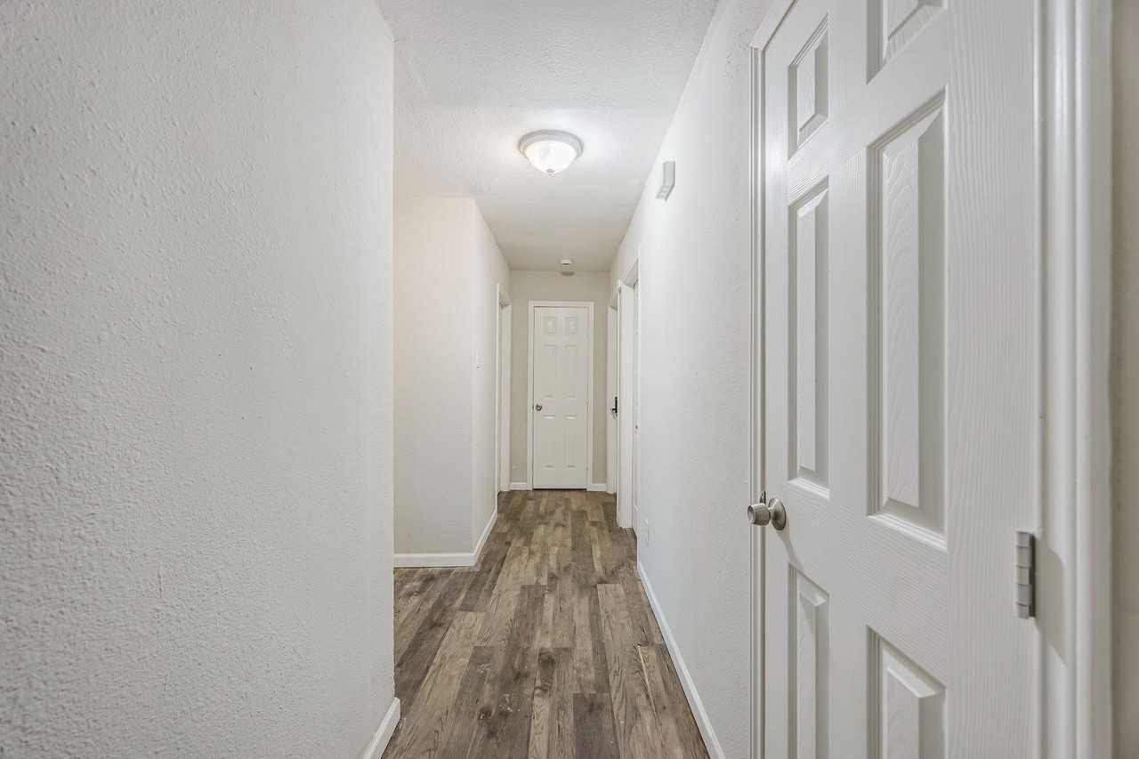 Modree Ave - Photo 6 of 14