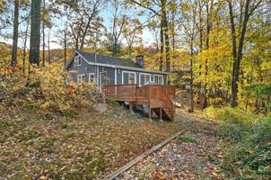 featured image of 7 Fourth Rd