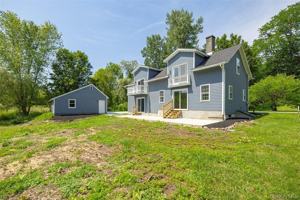 featured image of 12 State Line Rd