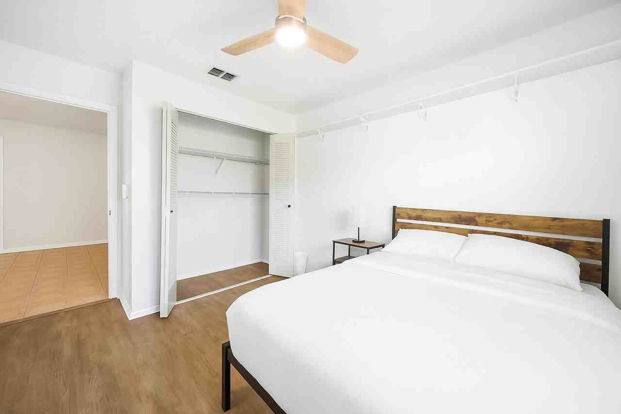 Mandalay Ct - Photo 4 of 5