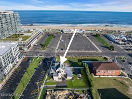 featured image of 206 3rd Ave Unit 1 #1