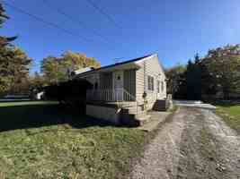 featured image of 29W211 Calumet Ave E