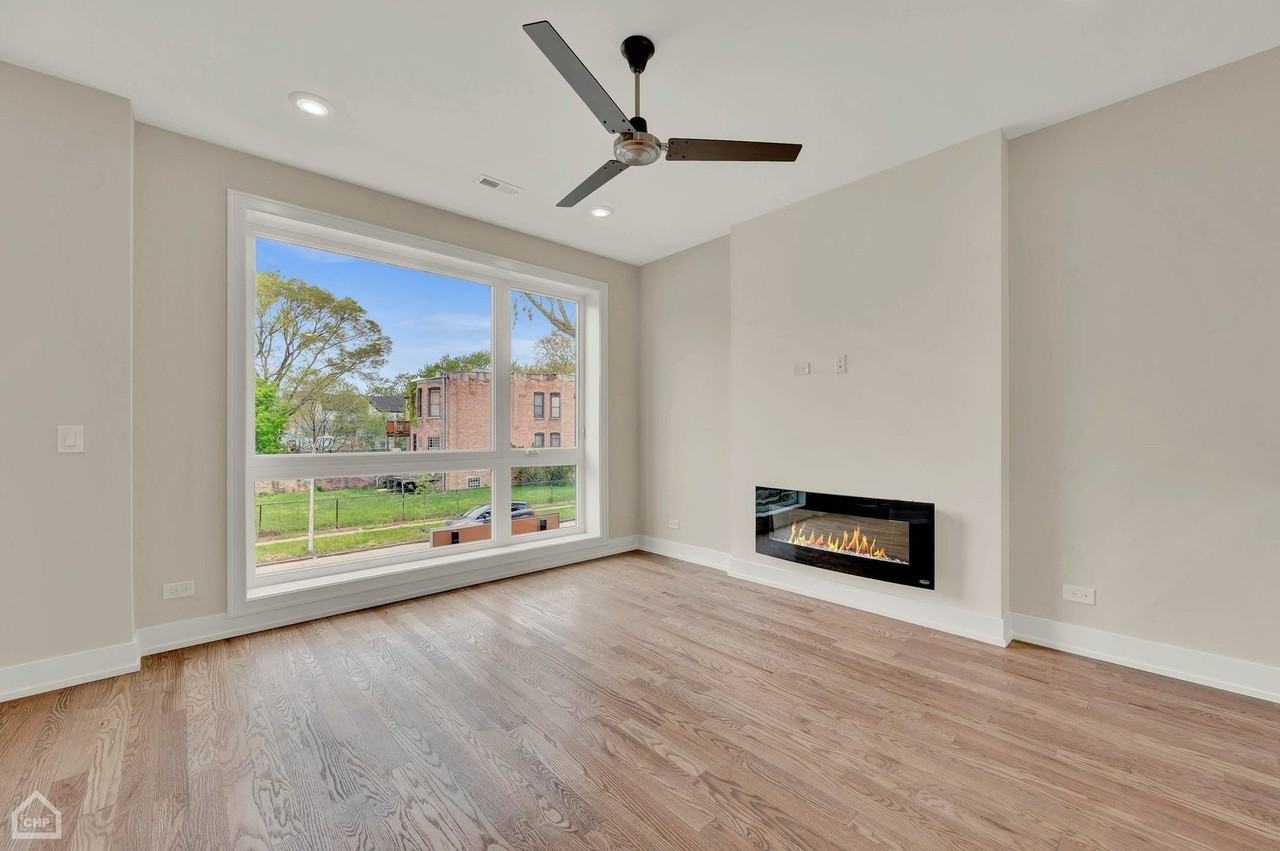 4607 S Saint Lawrence Ave #2 - Photo 4 of 19