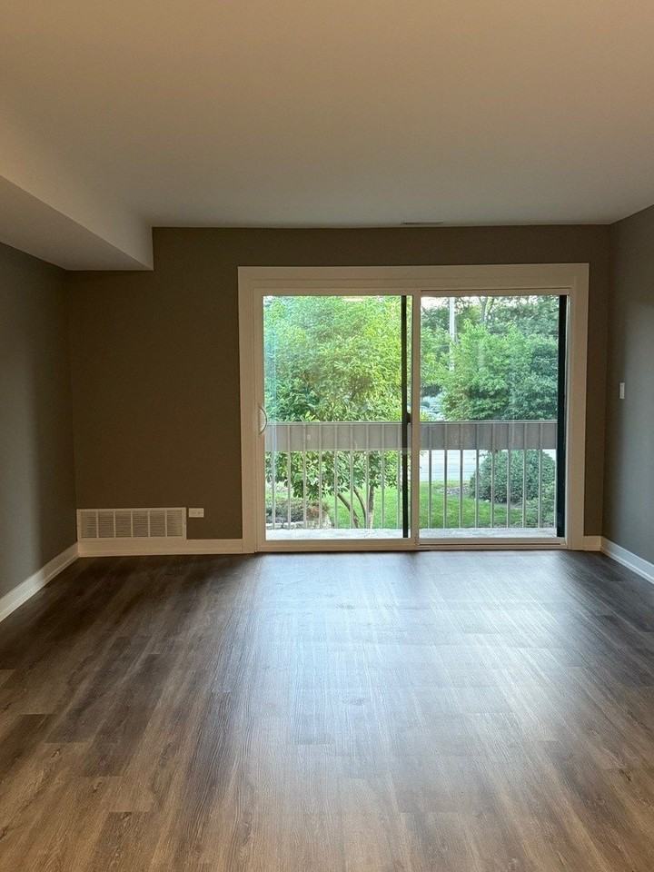 1322 East Ports of Call Drive #1W - Photo 6 of 18