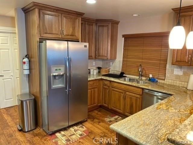 855 San Bernardino Ave - Photo 7 of 12