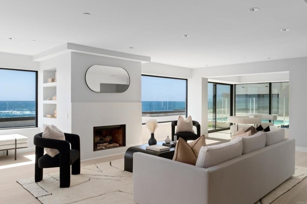 100 Coast Blvd #101 - Photo 3 of 23