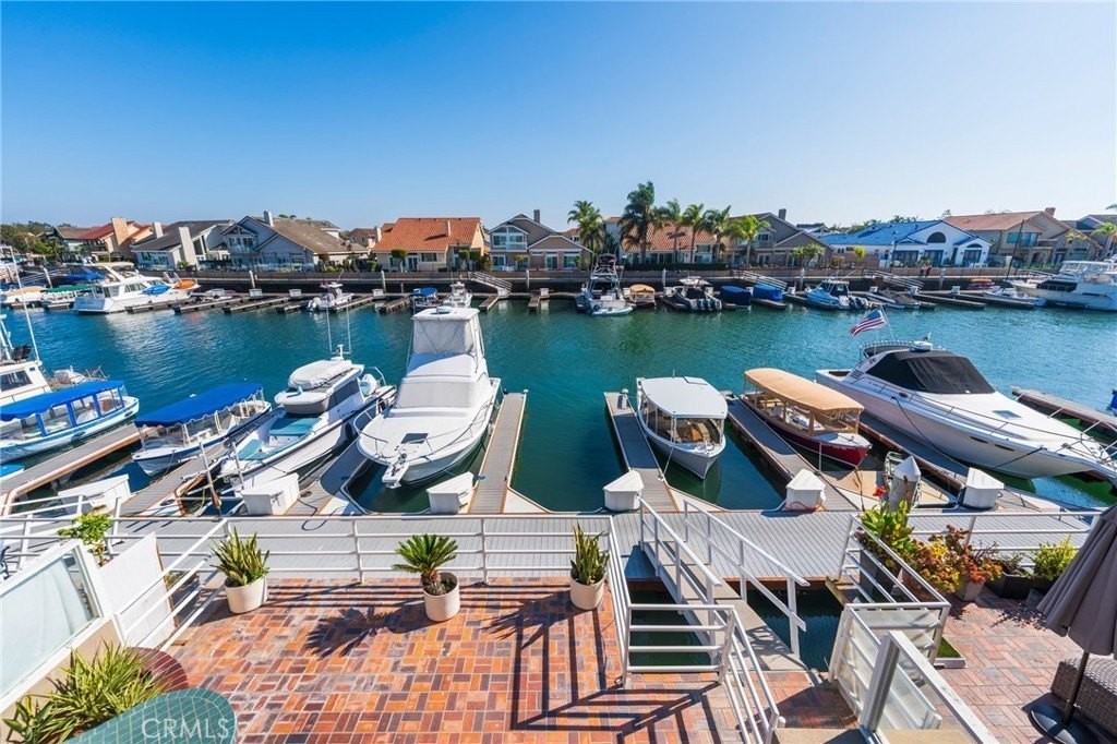 3310 Tempe Dr - Photo 2 of 50