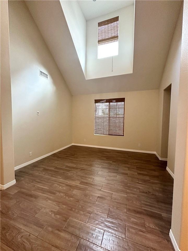 1488 Voyager Dr - Photo 4 of 14