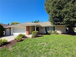 featured image of 23401 Via Elisandra