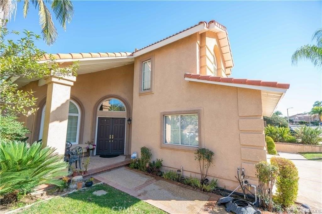 2052 Deer Haven Dr - Photo 3 of 15