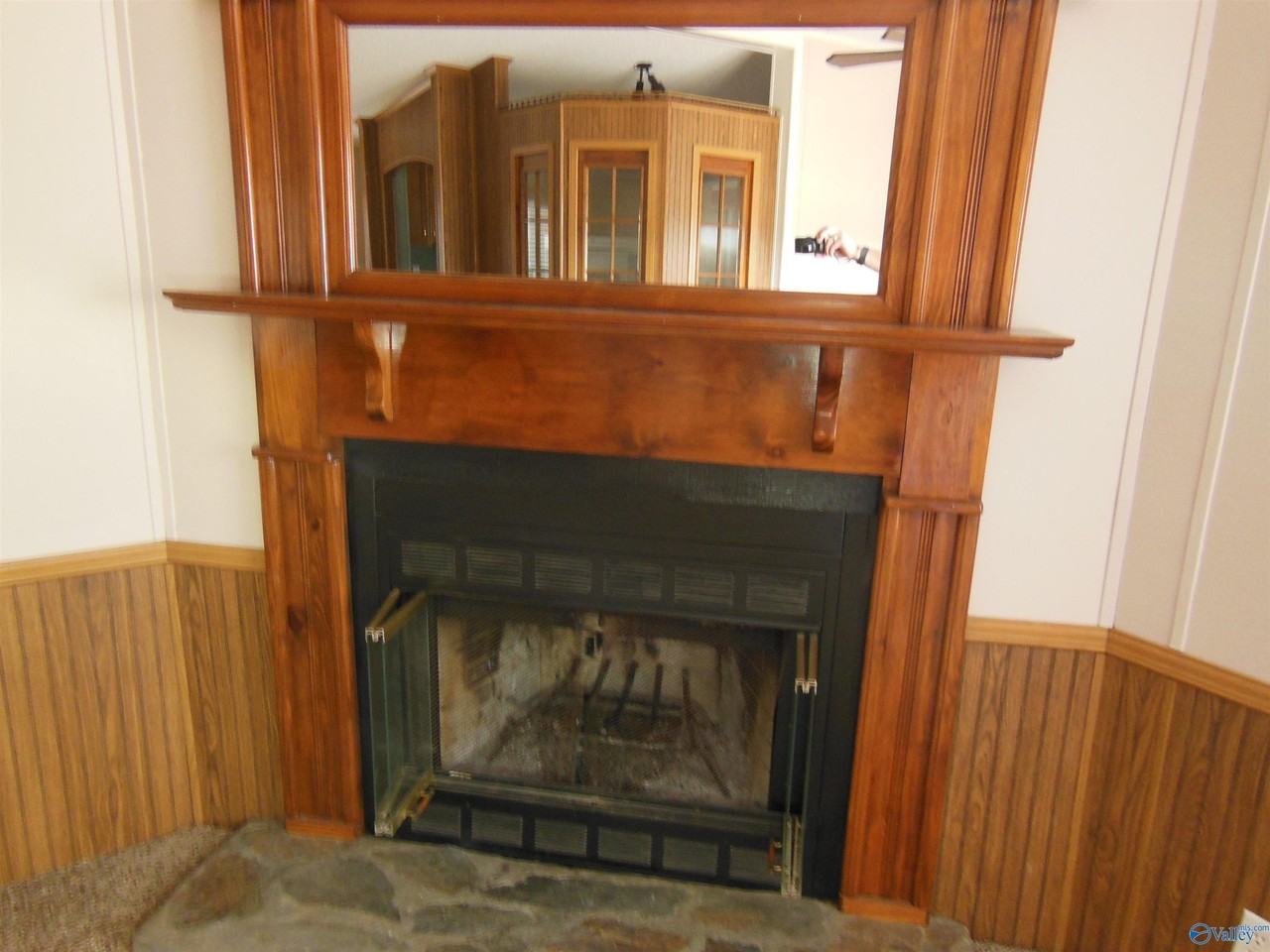 411 Paint Rock Rd - Photo 4 of 31