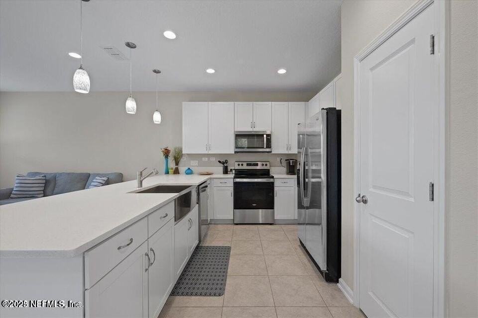 12930 Ludo Rd - Photo 6 of 15