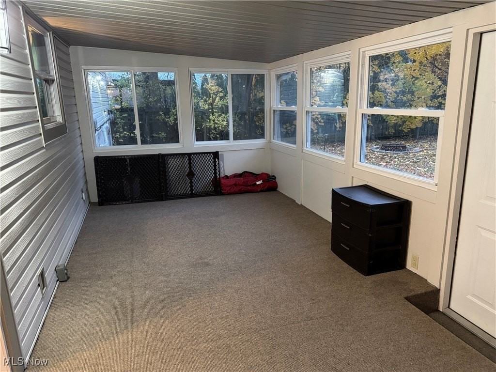 2713 Smith Rd - Photo 7 of 20