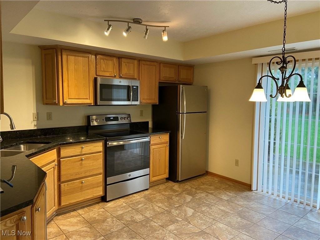 1390 West Reimer Road #A - Photo 4 of 16