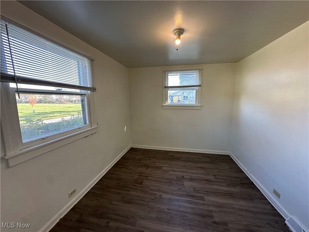 288 Dickey Ave Nw - Photo 7 of 8