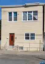 16 Tulip 1 - Photo 1 of 1