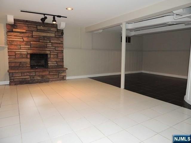 375 Chelsea St - Photo 7 of 19