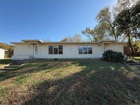 10 Pershing Dr #A - Photo 1 of 1