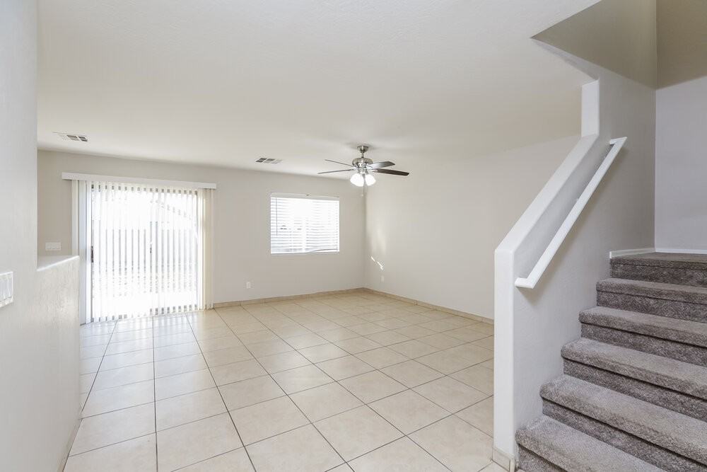 10637 W Nez Perce St - Photo 4 of 17