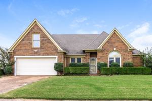 featured image of 1960 E Chimneyrock Blvd