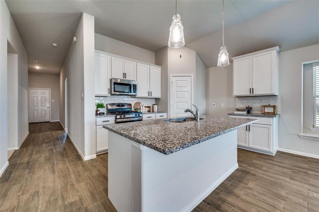 1419 Vinewood St - Photo 2 of 25