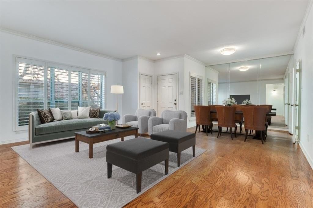 4409 Bellaire Dr S #113 - Photo 3 of 11