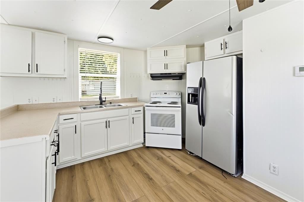 4012 County Road 3190 - Photo 3 of 15