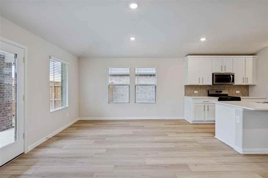 2221 Horseshoe Ln - Photo 7 of 21