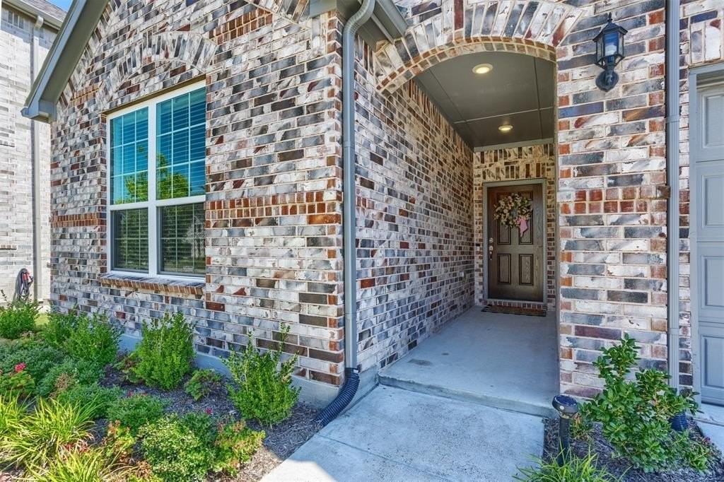 1104 Elijah Dr - Photo 2 of 29