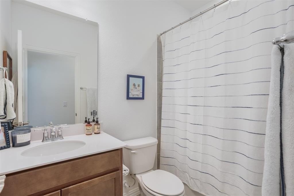 1104 Elijah Dr - Photo 6 of 29