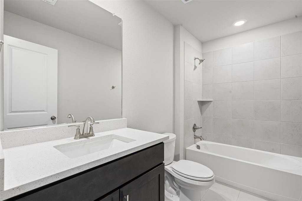 1329 Water Canna Dr - Photo 5 of 29